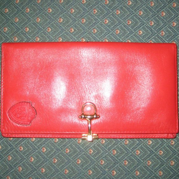 ❤️Amazing PLYMOUTH Red Leather Gold Horsebit Clutch ID Bill Fold Wallet - Picture 1 of 12